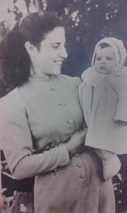 Mamá e hija - Año 1956